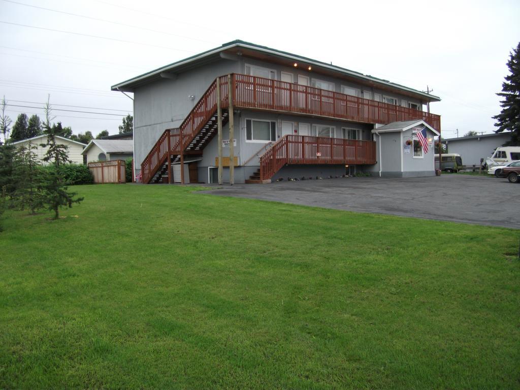 Bent Prop Inn And Hostel Of Alaska - Midtown Anchorage Exterior foto